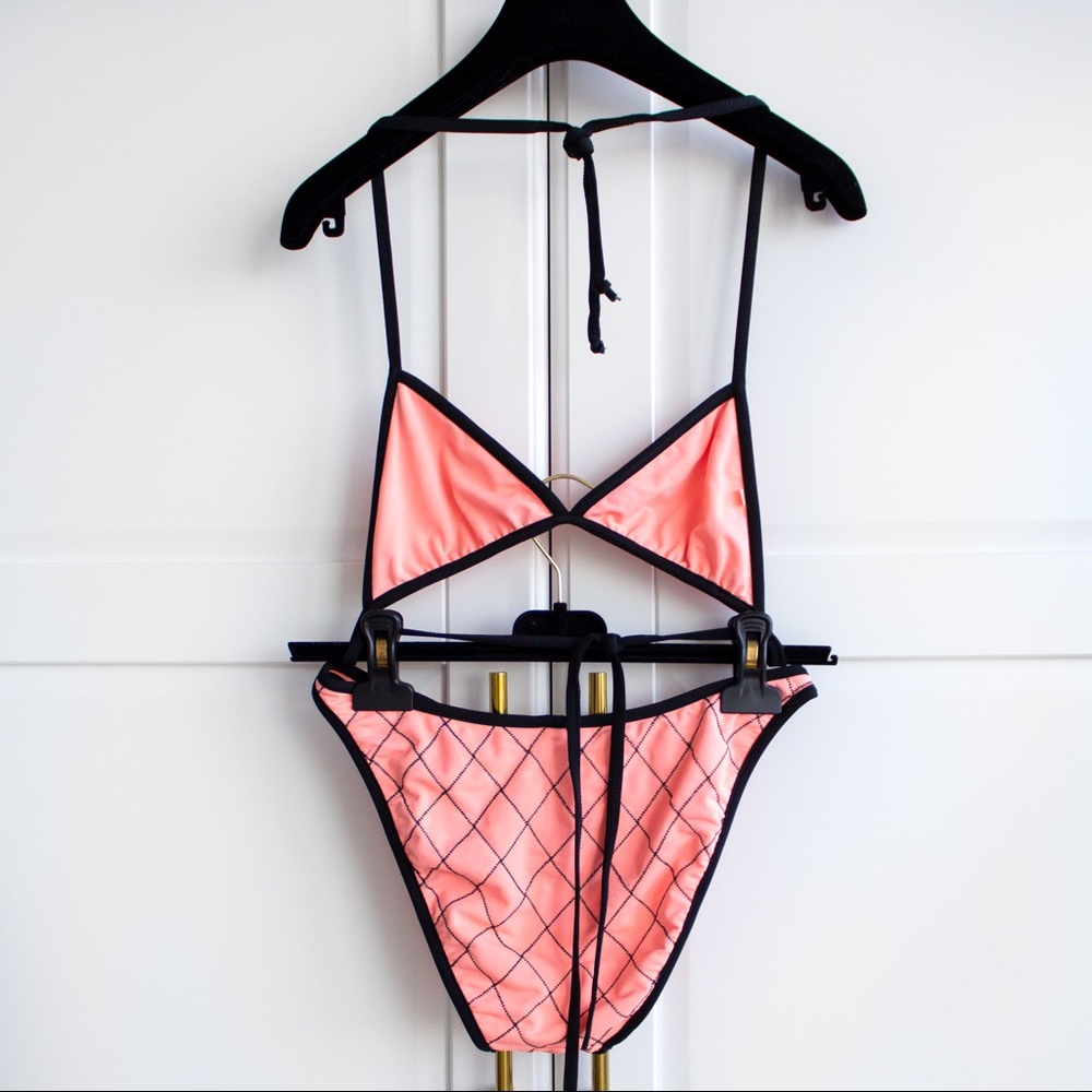Iconic Chanel Vintage Spring 1995 Coral Pink Quilted 95P Bikini Swimsuit - Picture 5 of 12